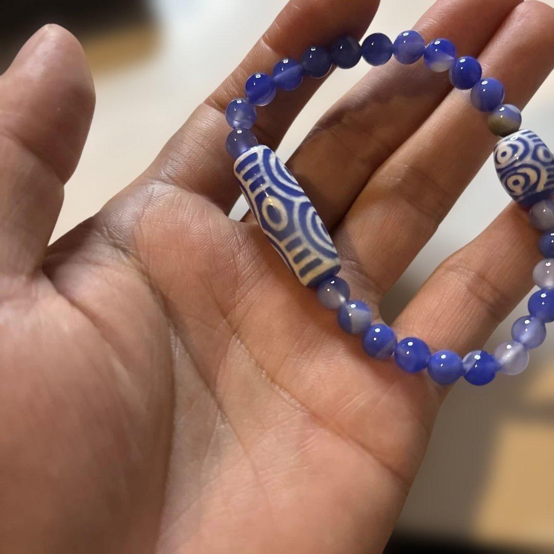 すごいズンとくる！青玉髄天珠、龍眼天珠、青のファイヤーアゲート