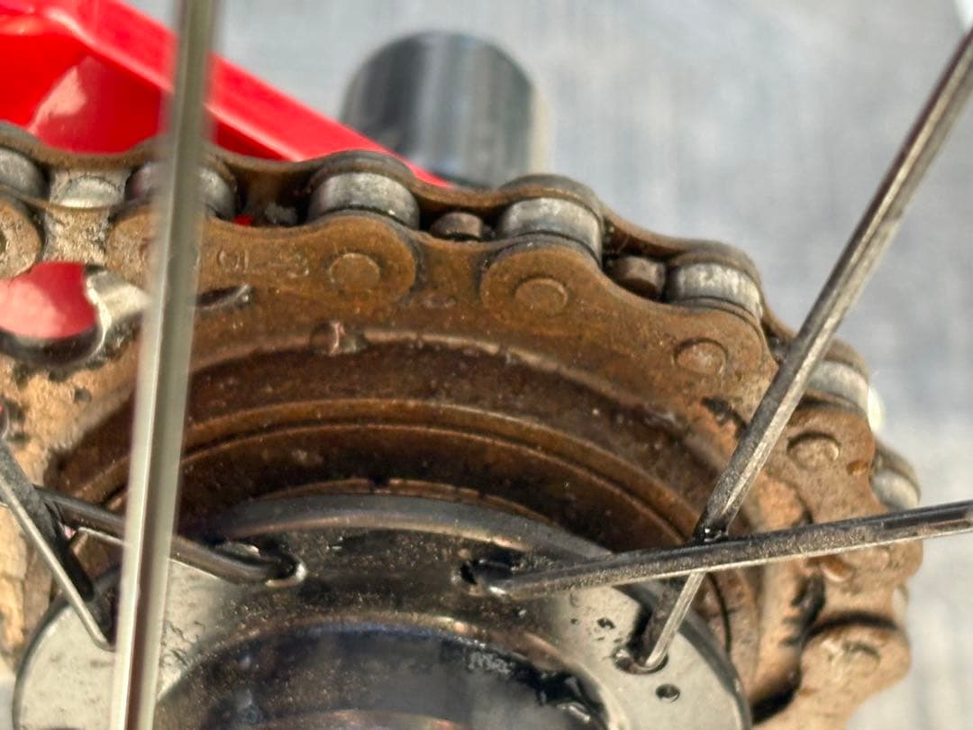 【値下げ済・送料込】ヨツバサイクル 16インチ自転車　ヒーローレッド