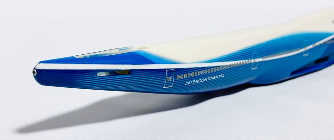 hogan 1/200 B747-8 ボーイングハウスカラー Amazon.co.jp: Hogan