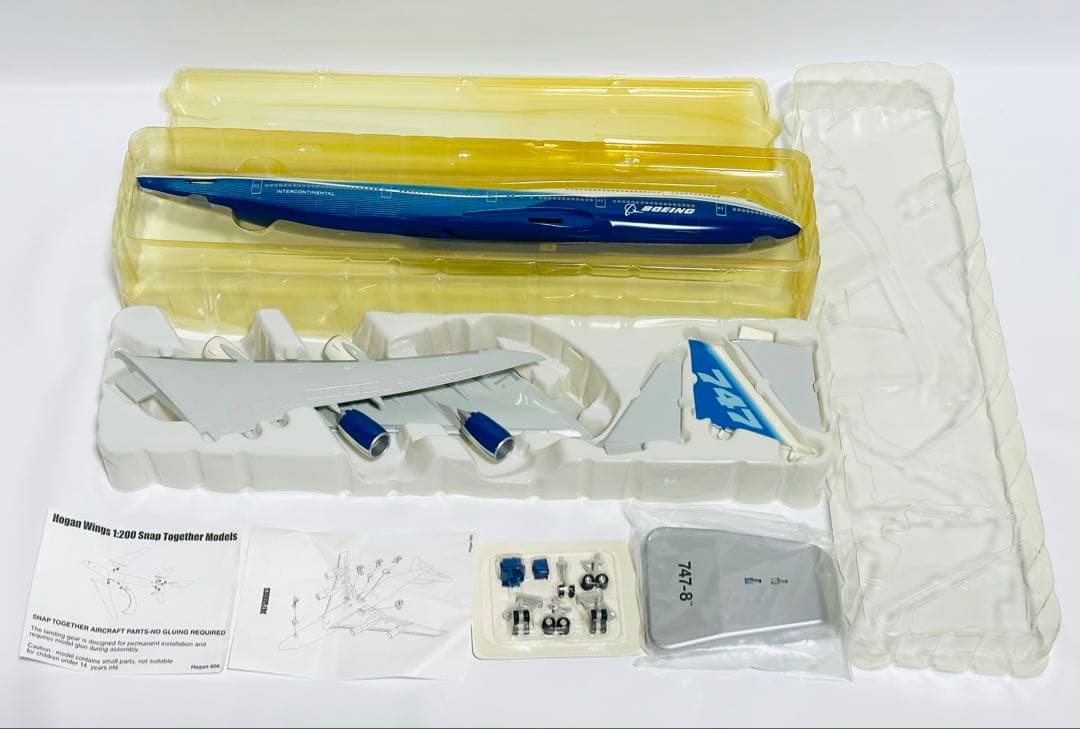 hogan 1/200 B747-8 ボーイングハウスカラー Amazon.co.jp: Hogan