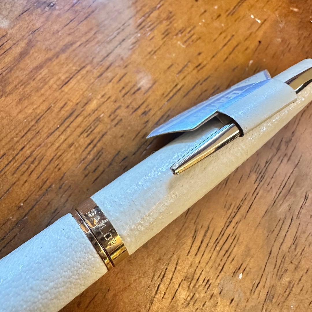 sailor セーラー 万年筆 レザー 白 ペン先 18k