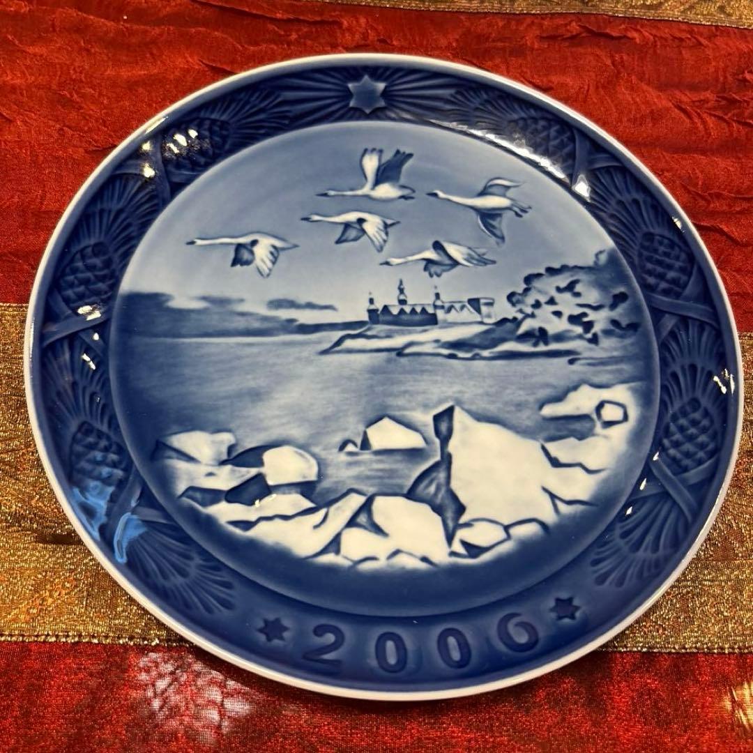 新品 ロイヤルコペンハーゲン 2006年 イヤープレート 楽天市場】ロイヤルコペンハーゲン イヤープレート 2006年 平成18年 皿