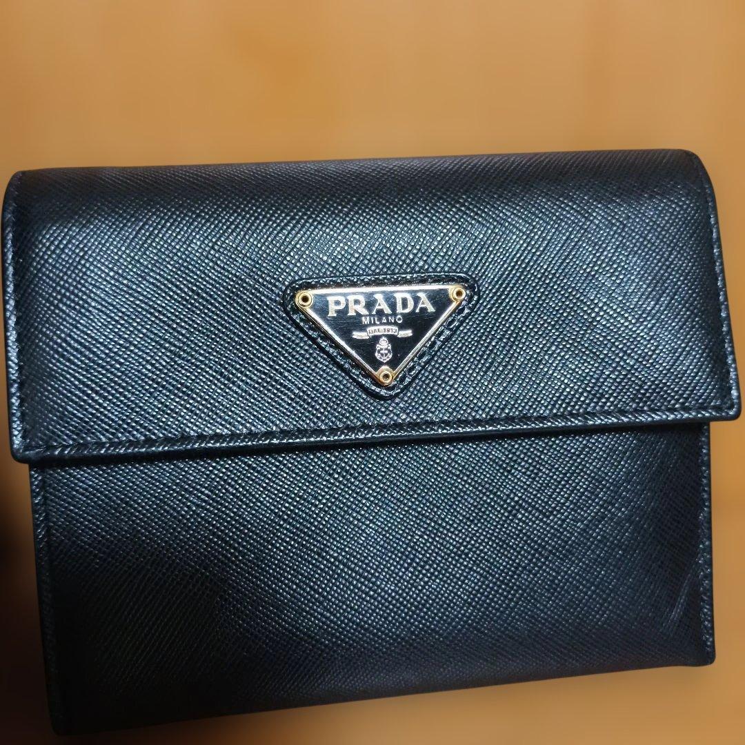 PRADA サフィアーノ ORO 三つ折り財布 NERO