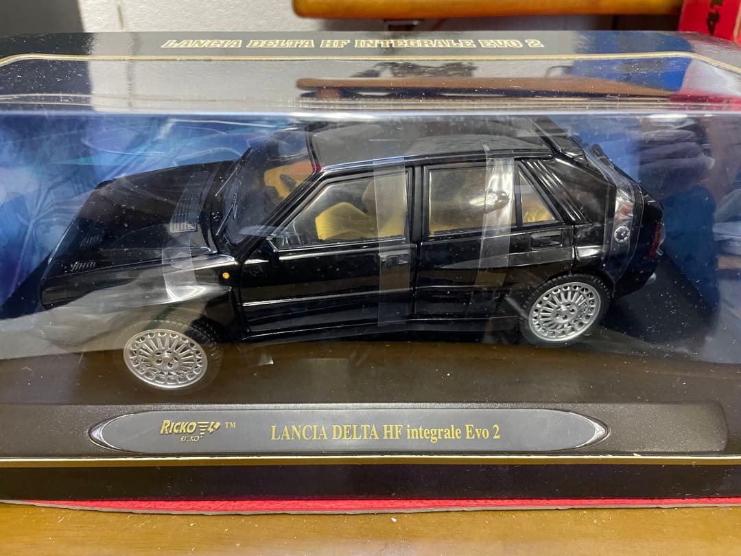 ランチアデルタ　インテグラーレ