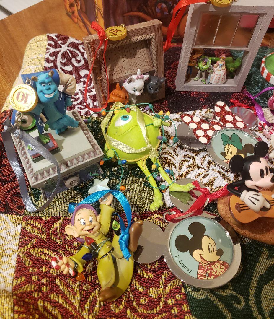 8万円相当ディズニークリスマスオーナメント27個+プーさんオーナメント