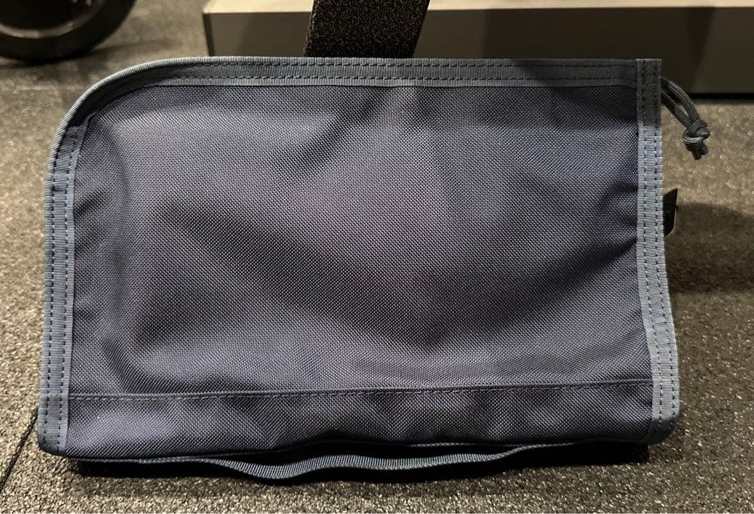 【値下げ】[美品]＜ANAオリジナル＞BRIEFING トラベルオーガナイザー