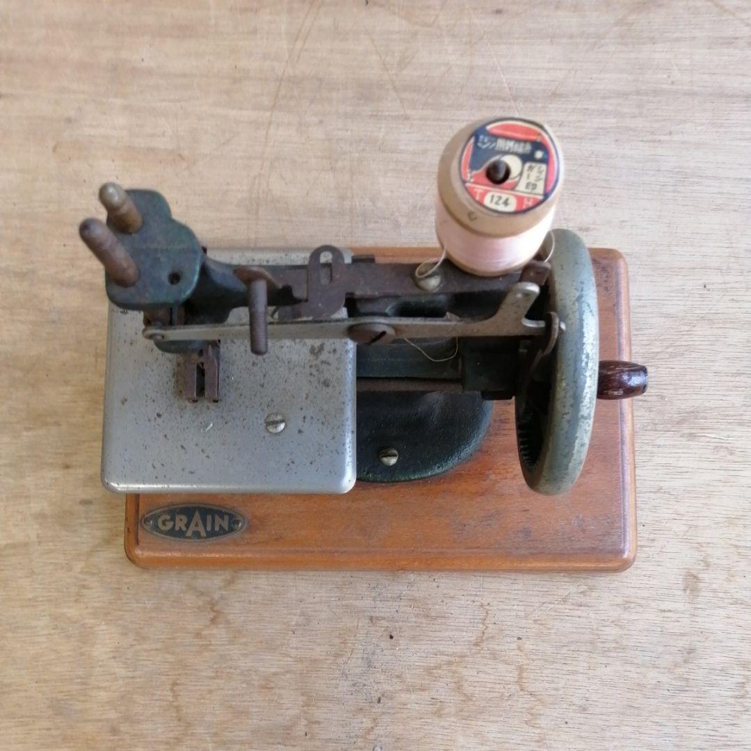 アンティーク ミシン イギリス GRAND ミニ 手回し オブジェ ミシン