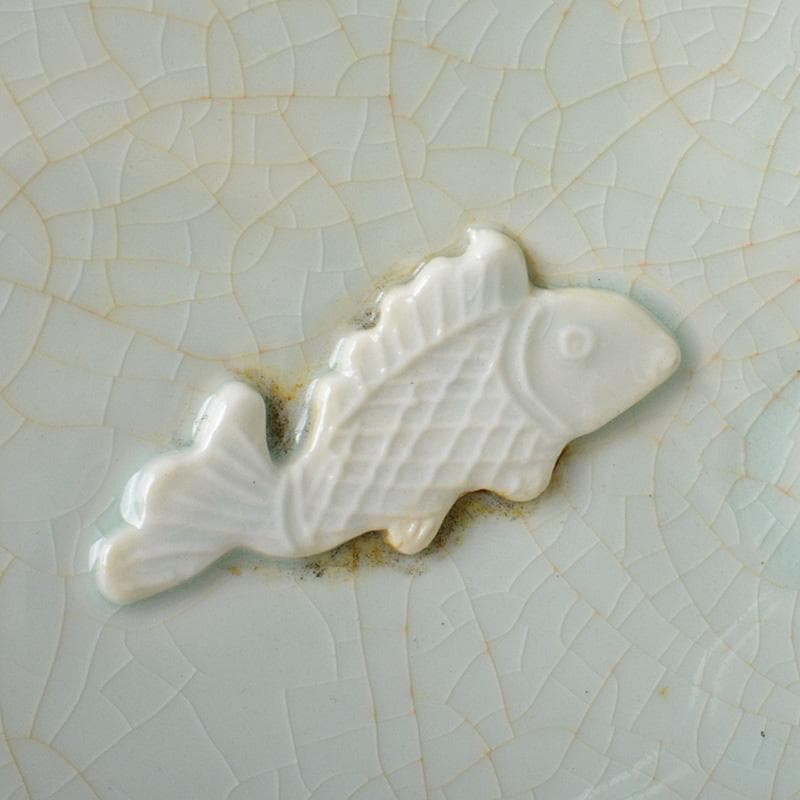 中国 影青 貼魚氷裂文鉢 茶碗 C R6494