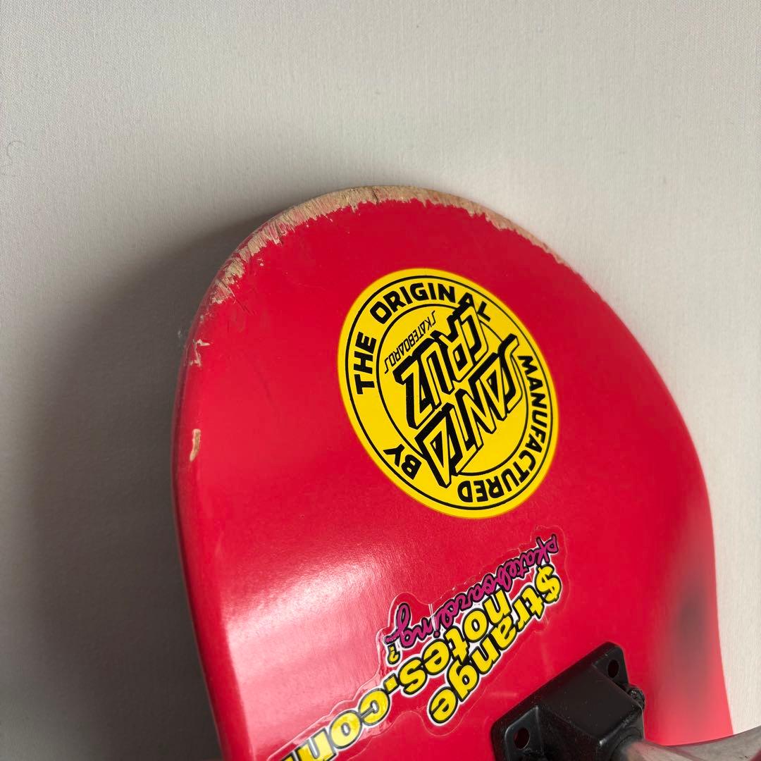 SANTA CRUZ スケートボード 黄色の手のデザイン