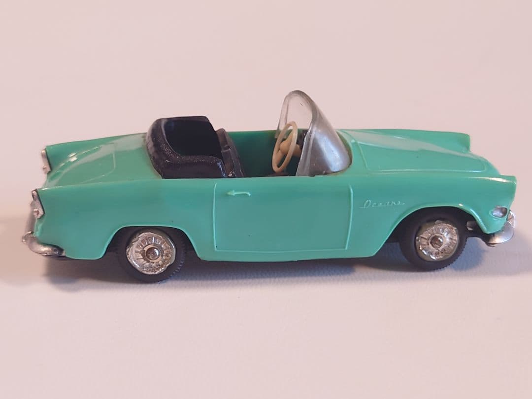 ミニカー NOREV OCEANE