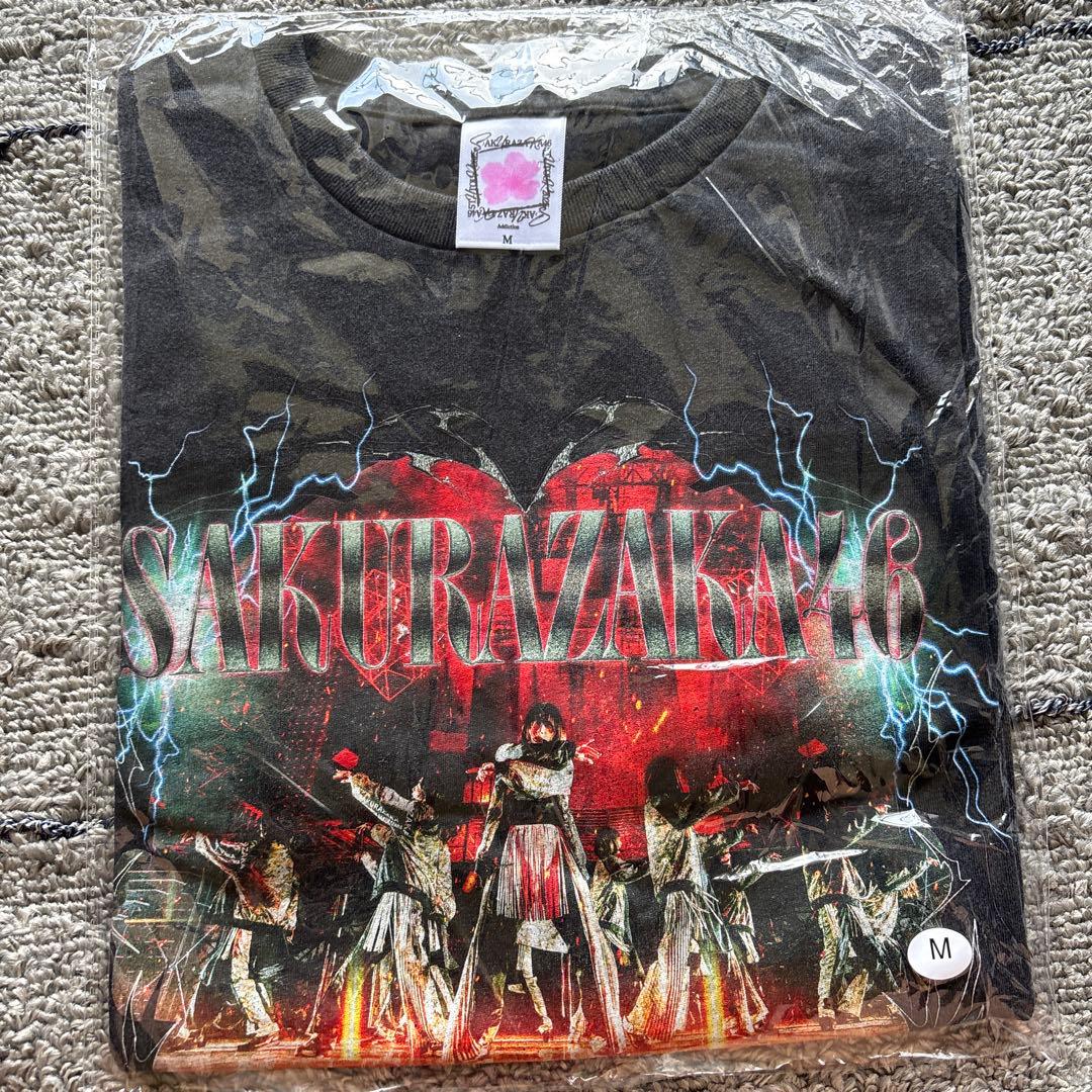 櫻坂46 ロックTシャツ Mサイズ - メルカリ