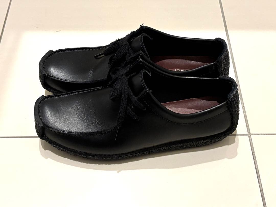美品 Clarks クラークス 26cm Natalie ワラビー 黒