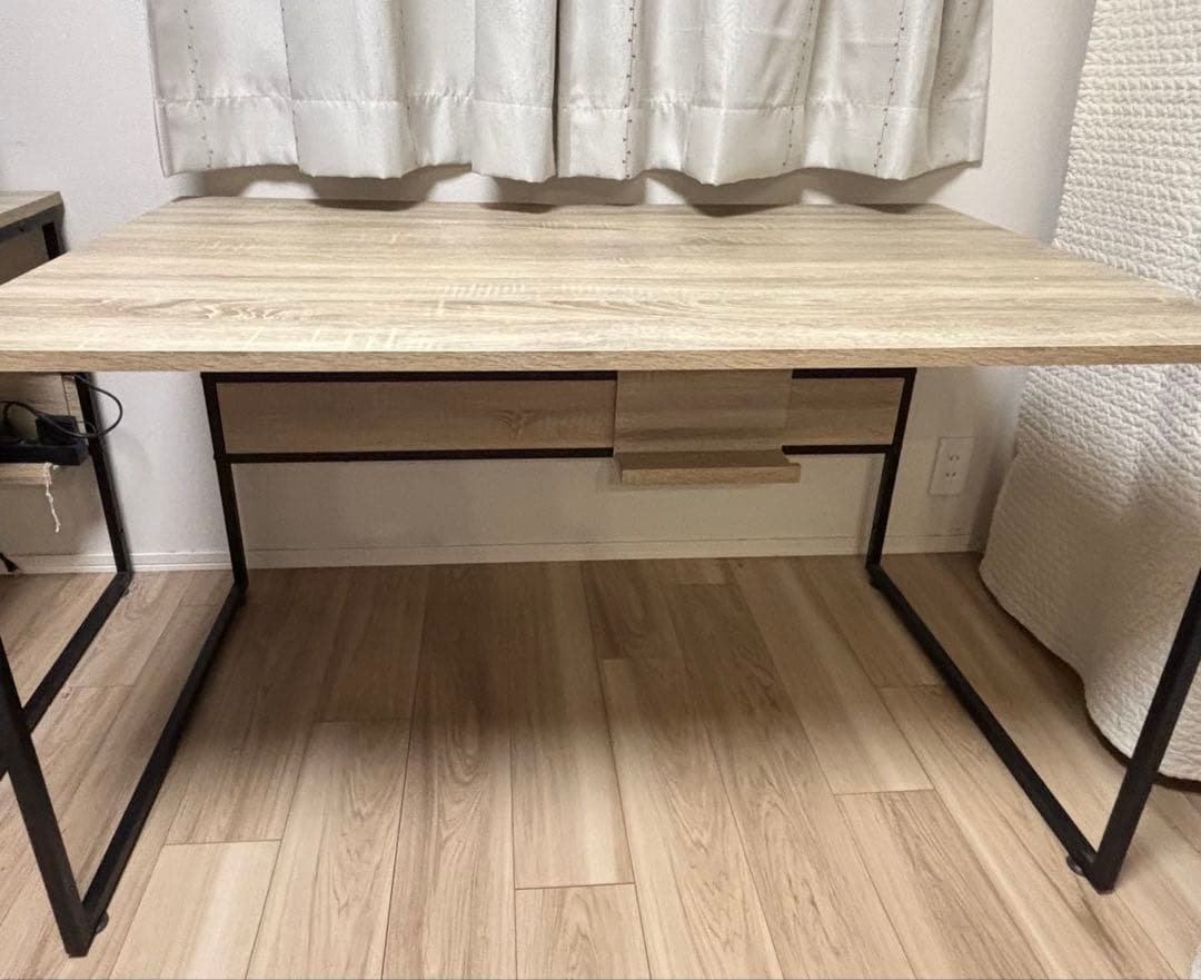 【美品】パソコンデスク タップ収納付き オーク LOWYA ロウヤ