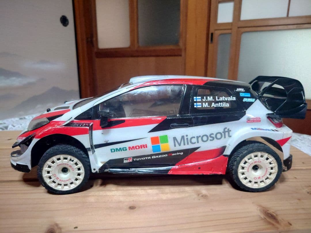 京商 FZ02 ラリーコンバージョンセット装着シャーシ　おまけボディ付き