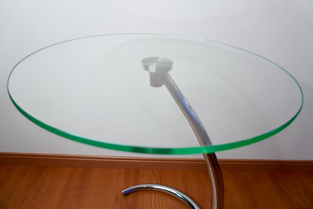 IDC大塚 ガラスラウンドサイドテーブル