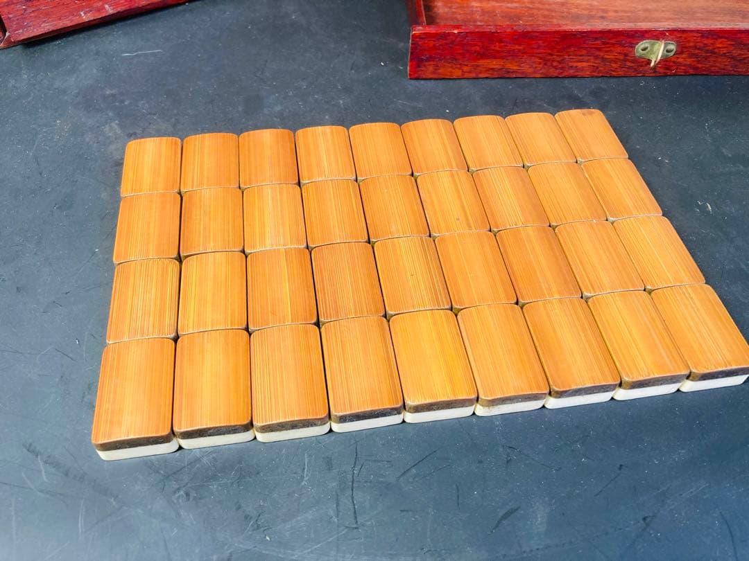 【竹牌】宝飾金具付唐木箱 背竹牌 麻雀牌 骨董品 アンティーク