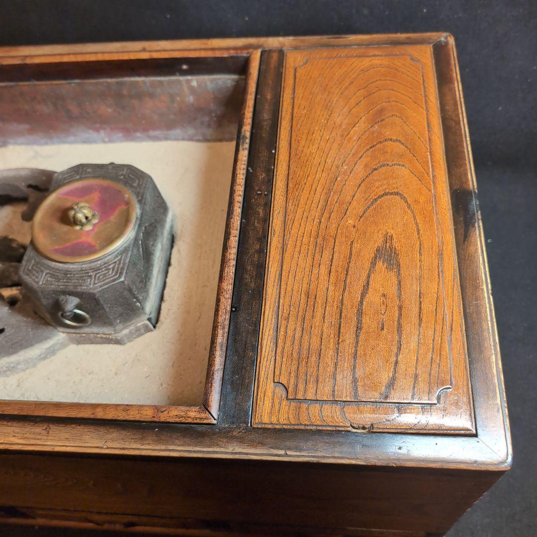 火鉢】江戸火鉢 欅の見事な木目 酒を燗できる鉄瓶と五徳が