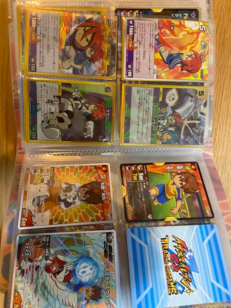 イナズマイレブンtcg 100枚程ほぼレアカード　カードファイル　引退品