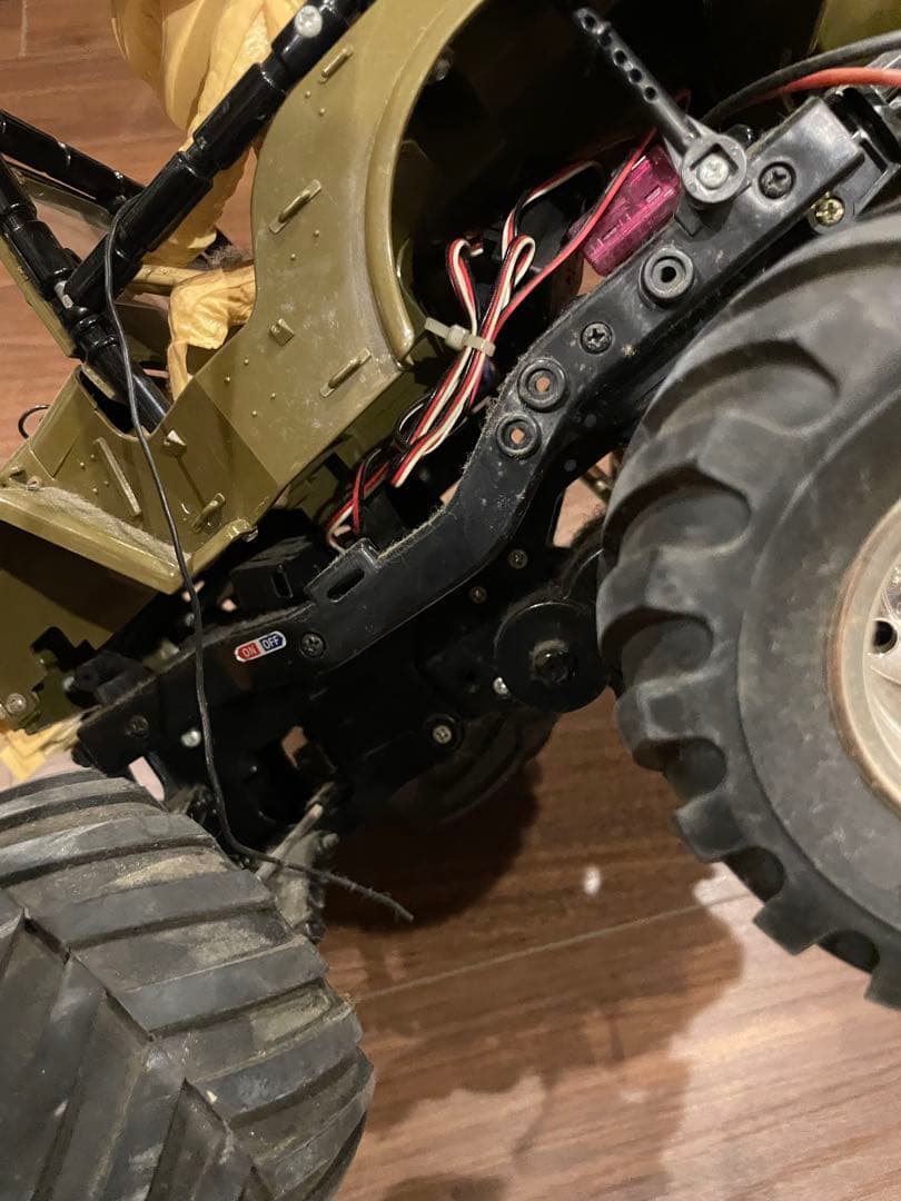 タミヤ？オフロードラジコンカー トリガー式リモコン付き　動作未確認