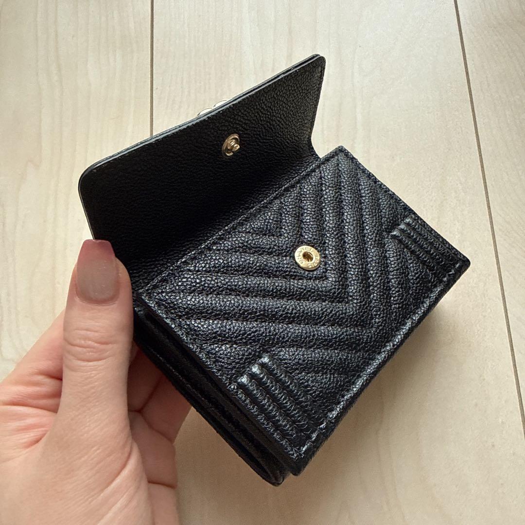 シャネル ボーイシャネル 三つ折り財布(キャビアスキン/ゴールド金具)