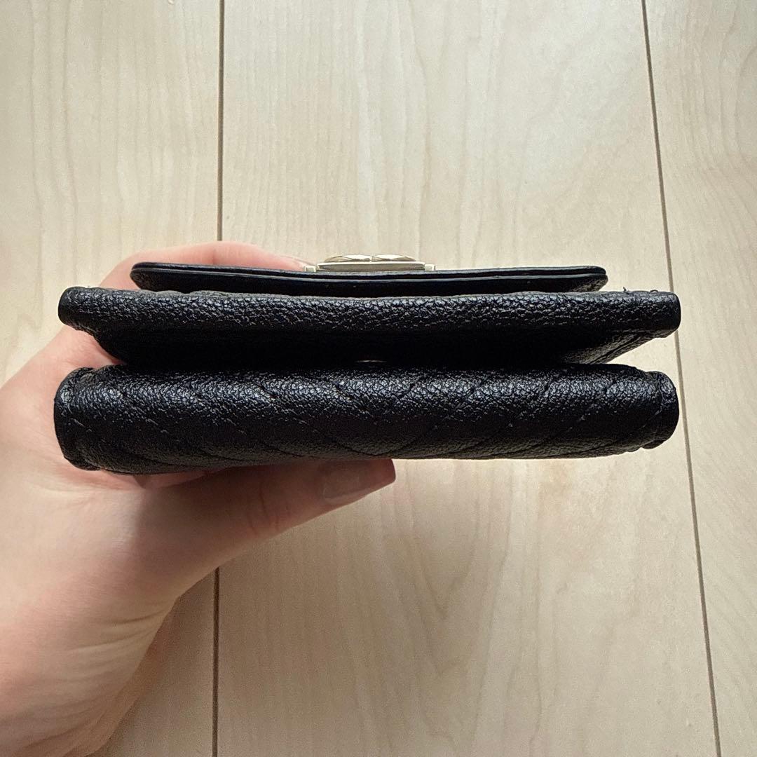 シャネル ボーイシャネル 三つ折り財布(キャビアスキン/ゴールド金具)