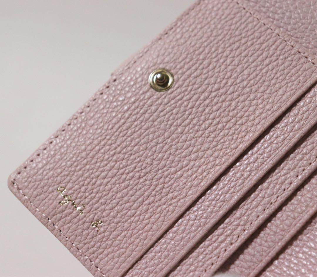 《アニエスベー》箱付新品 現行モデル ベルトデザイン 型押しレザー 2つ折り財布