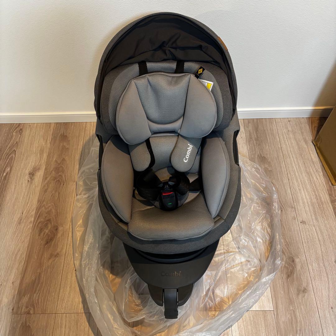 コンビチャイルドシートTHE S ISOFIX エッグショック ZB-690