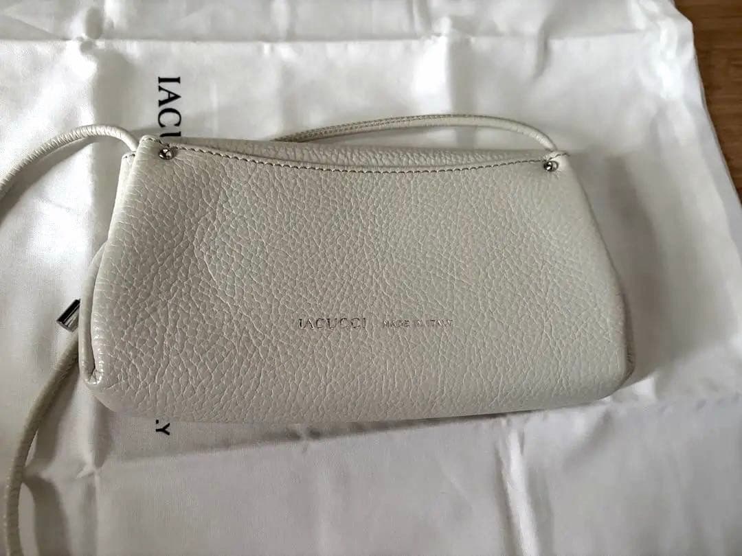 IACUCCI イアクッチ アバ ウォレットショルダー