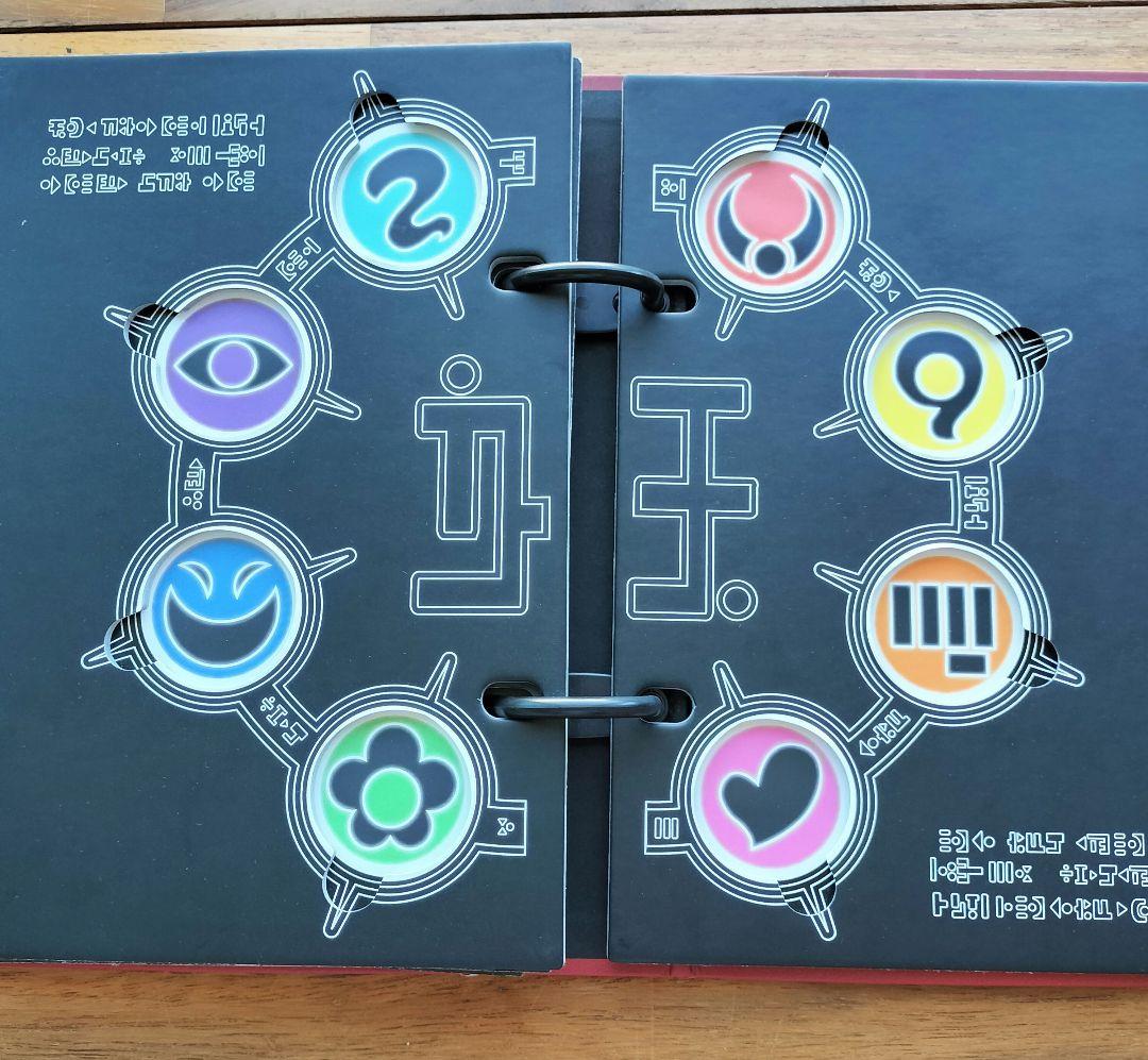 妖怪ウォッチ 妖怪大辞典1、2 メダル44枚付き - メルカリ