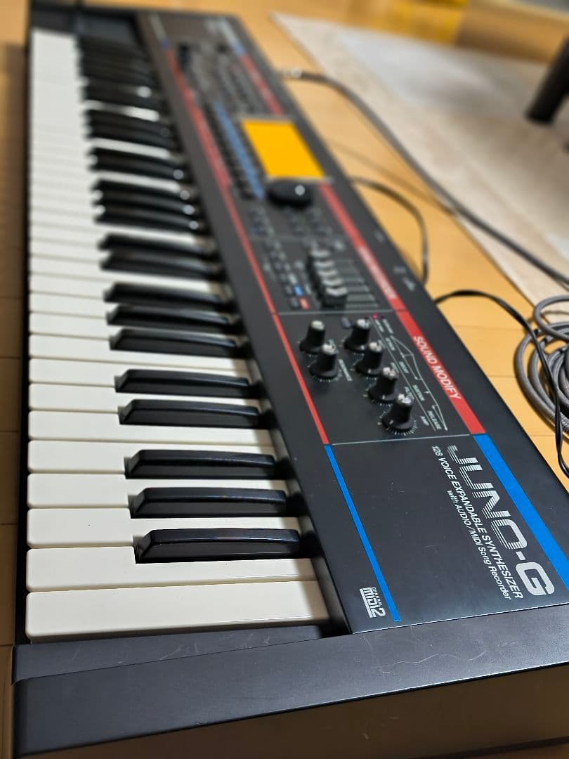 Roland Juno-G ジャンク ROLAND JUNO G STAGE KEYBOARD FULLY SERVICED AND IN AMAZING