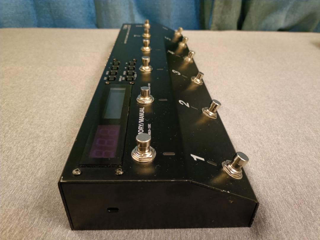 BOSS ES-8 Switching System スイッチャー