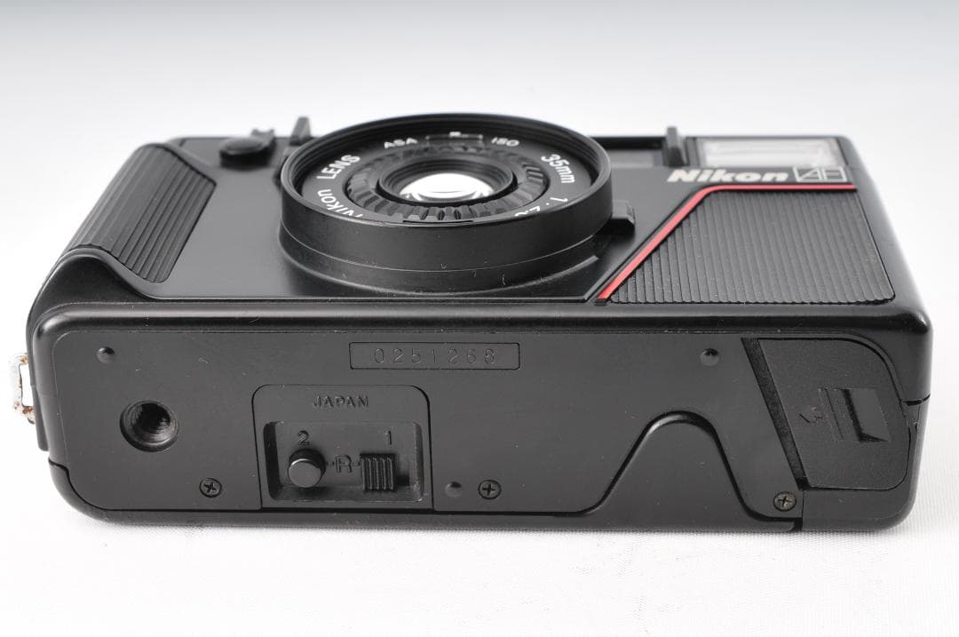 完動品 NIKON L35AF コンパクトフィルムカメラ ISO400 11