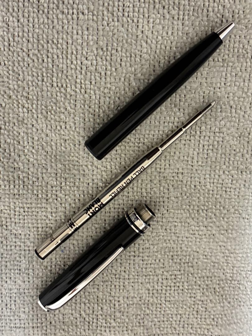 ◾️美品◾️モンブラン◾️ジェネレーション ボールペン◾️ブラック◾️サービスガイド付属◾️