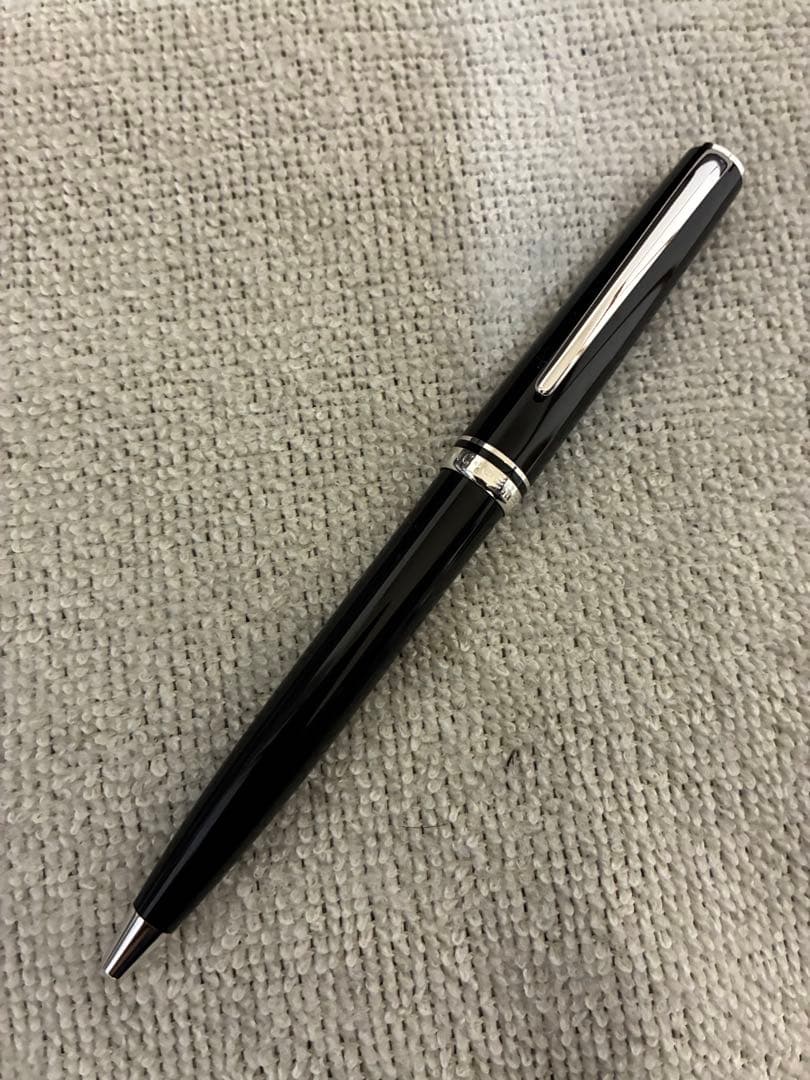 ◾️美品◾️モンブラン◾️ジェネレーション ボールペン◾️ブラック◾️サービスガイド付属◾️