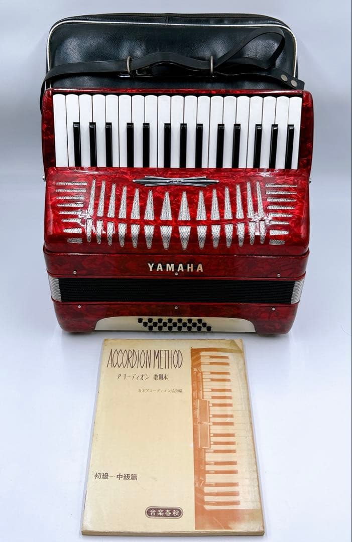 Yamaha FS820 アコースティックギター 赤 ギターケース付き