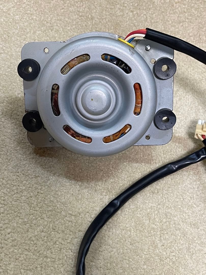 富士工業レンジフードモーター中古再生品 品番90206664 ゴムプッシュ付