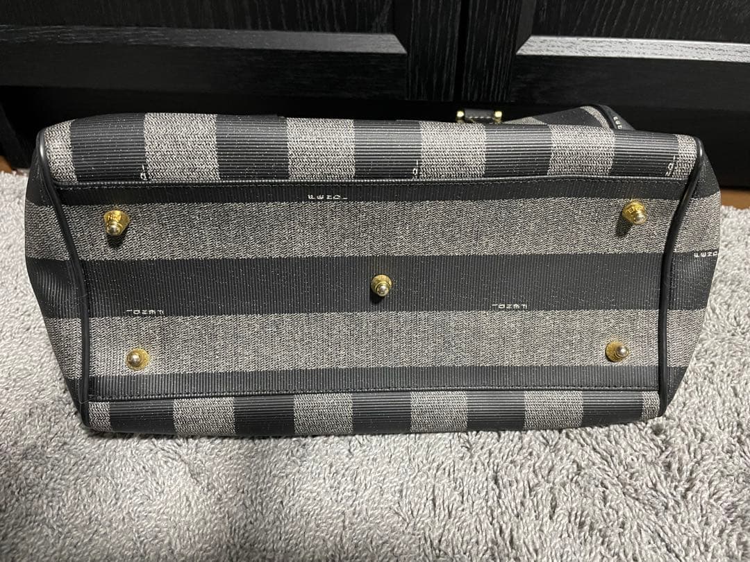 Fendi ストライプ ハンドバッグ