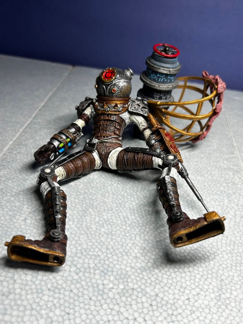ビッグシスター 7インチアクションフィギュア バイオショック2 NECA