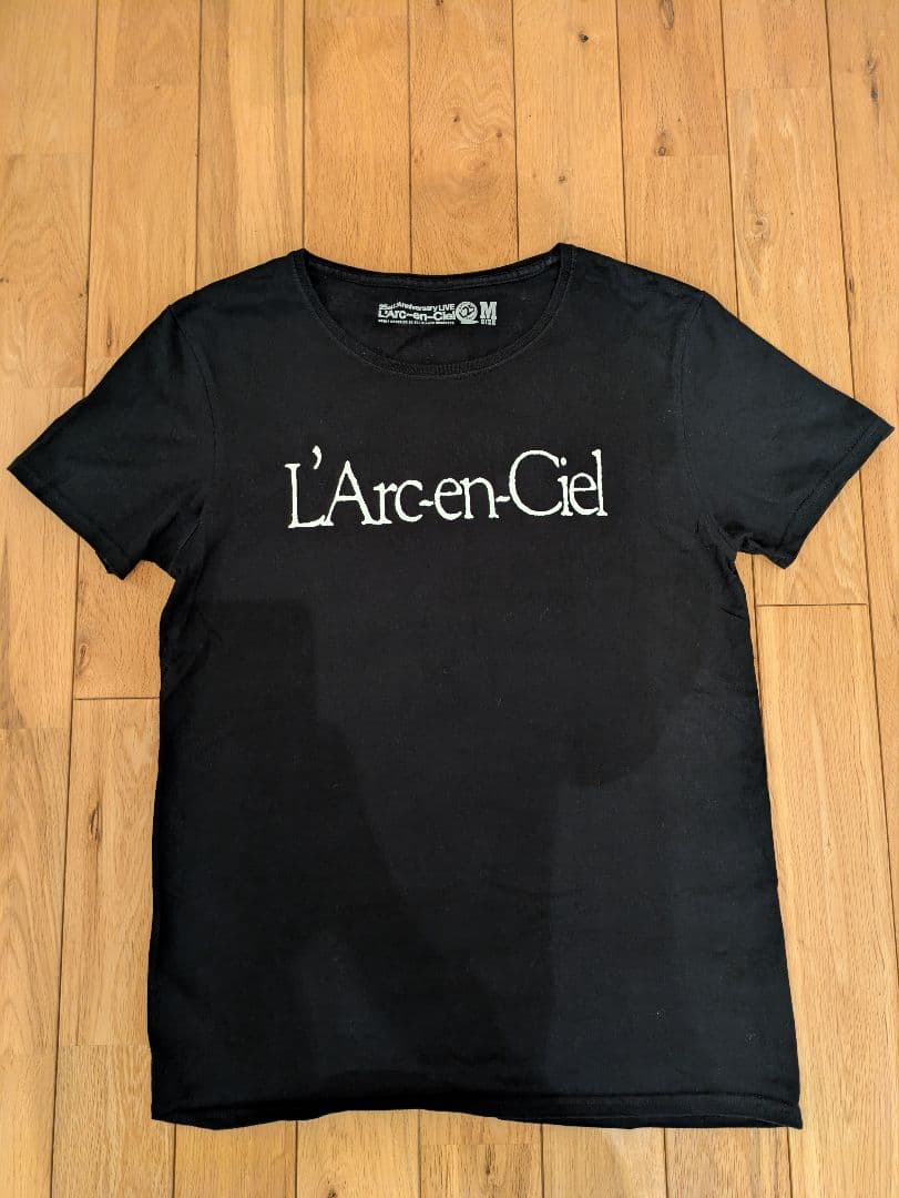 L'Arc-en-Ciel 25thTシャツ Mサイズ 旧ロゴ ラルク おまけ付 - メルカリ
