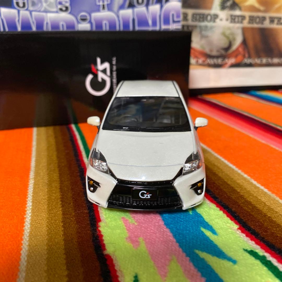 プリウス G'sミニカー カラーサンプル ミニカー 1／30 その7 - メルカリ