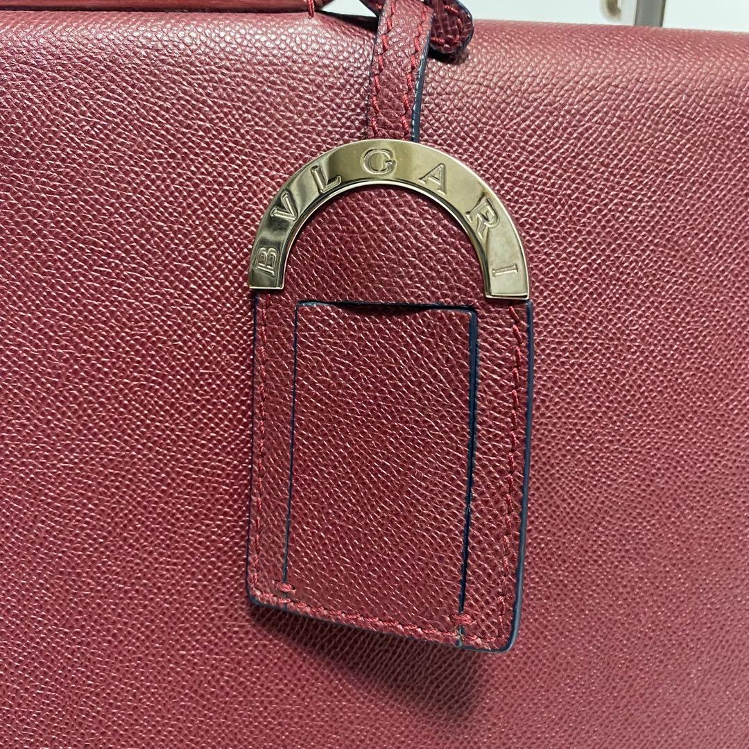 BVLGARI レザー ワインレッド チャーム ビジネスバッグ ブリーフケース
