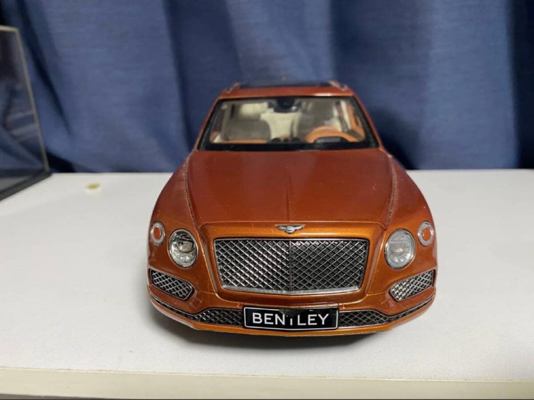 レア！ 1/18 京商 ベントレー ベンテイガ ミニカー 送料無料