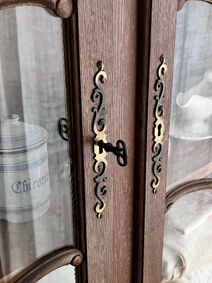 美品】フランスアンティーク ルイ15世 オーク材の装飾家具 送料込[3295