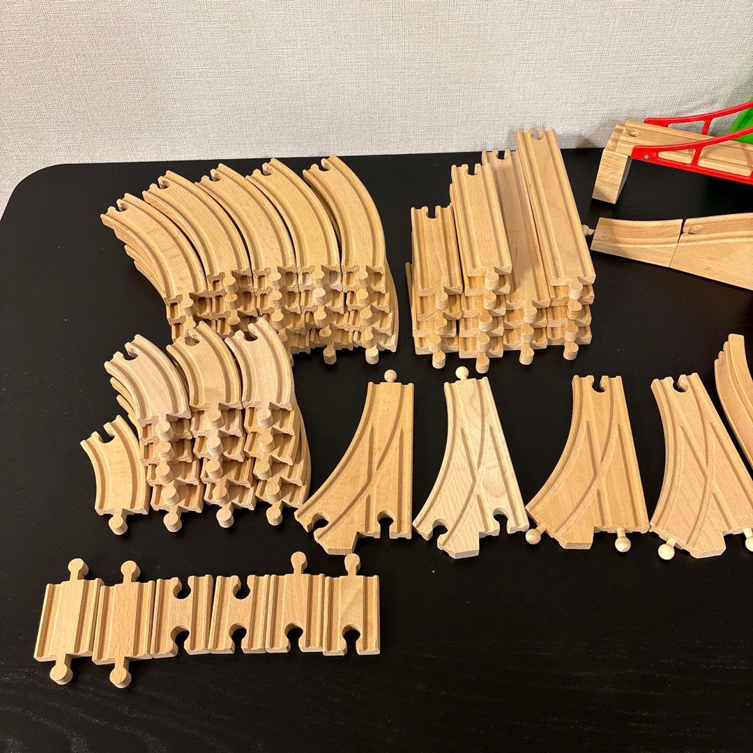 BRIO 木製レールセット 車両・情景付き 大量 まとめ売り IKEA - メルカリ
