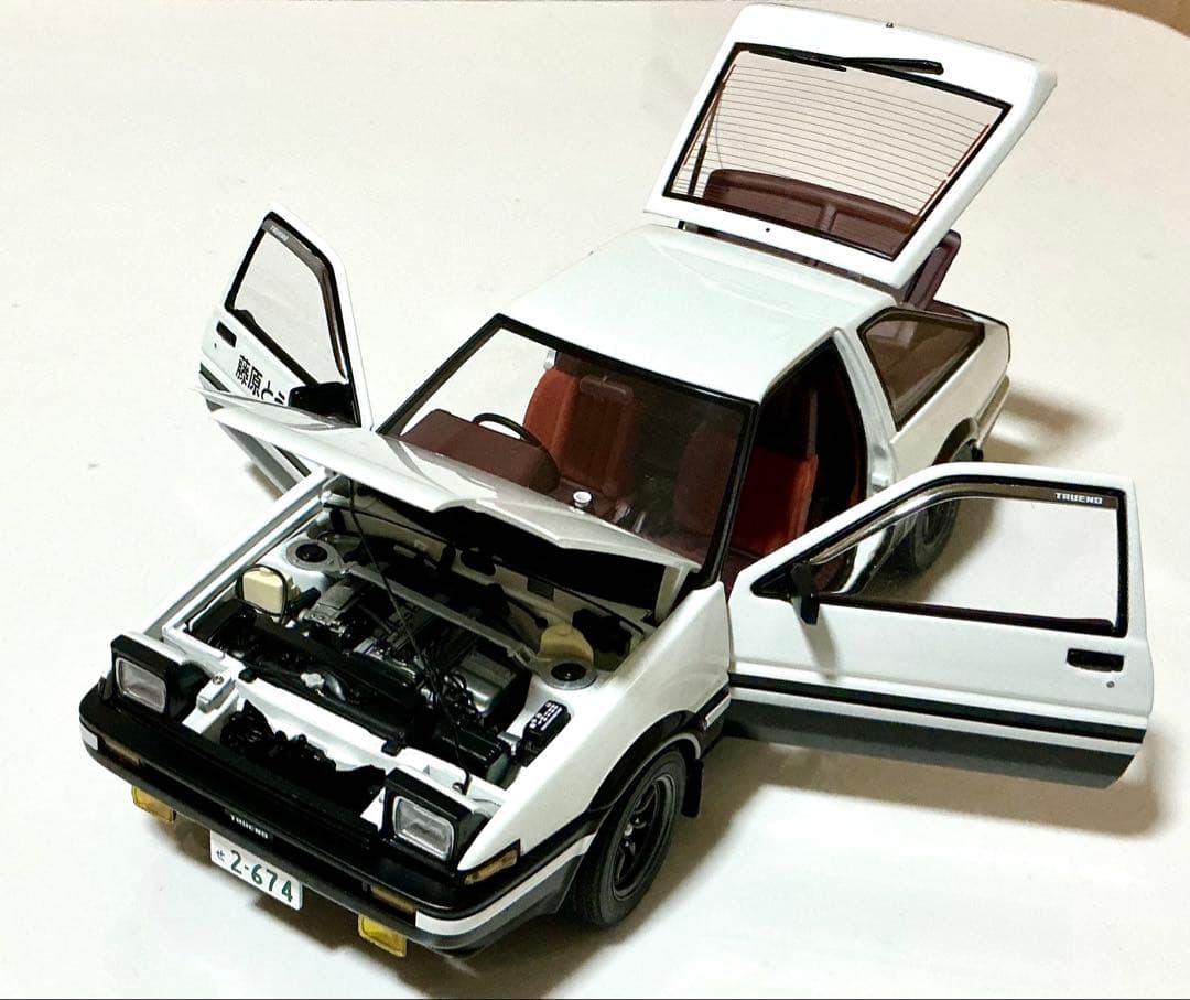 1/18 オートアート AE86『頭文字D Legend1 -覚醒-』 トレノ