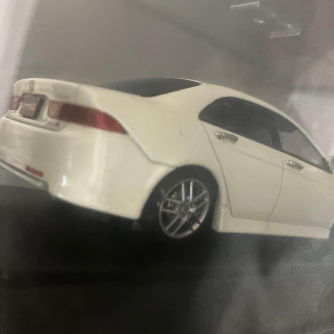 1/43 ホンダ　アコード　ユーロR　ミニカー　プレミアムホワイトパール