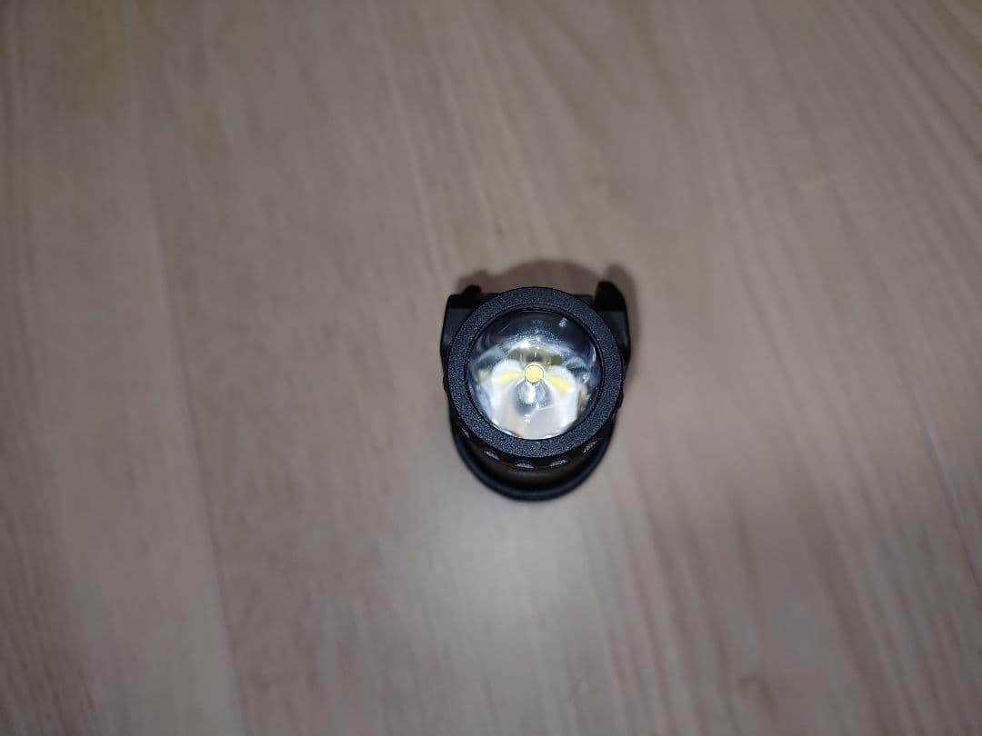 シグ SIG SAUER SOF12001 FOXTROT1X ライト 実物