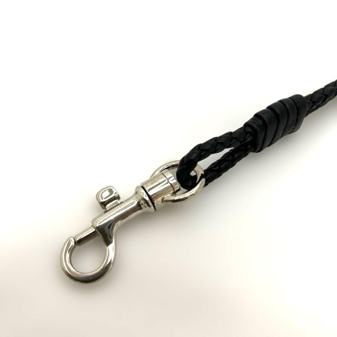 Bottega Veneta レザー ネックストラップ イントレチャート 黒