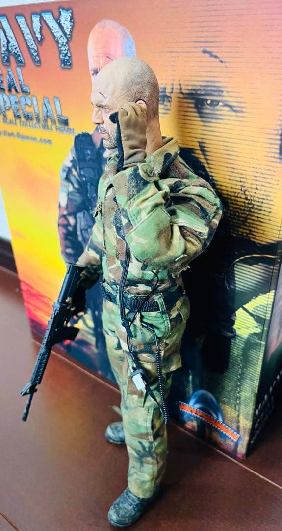 Special Forces Figure 1/6スケール ブルースウィリス