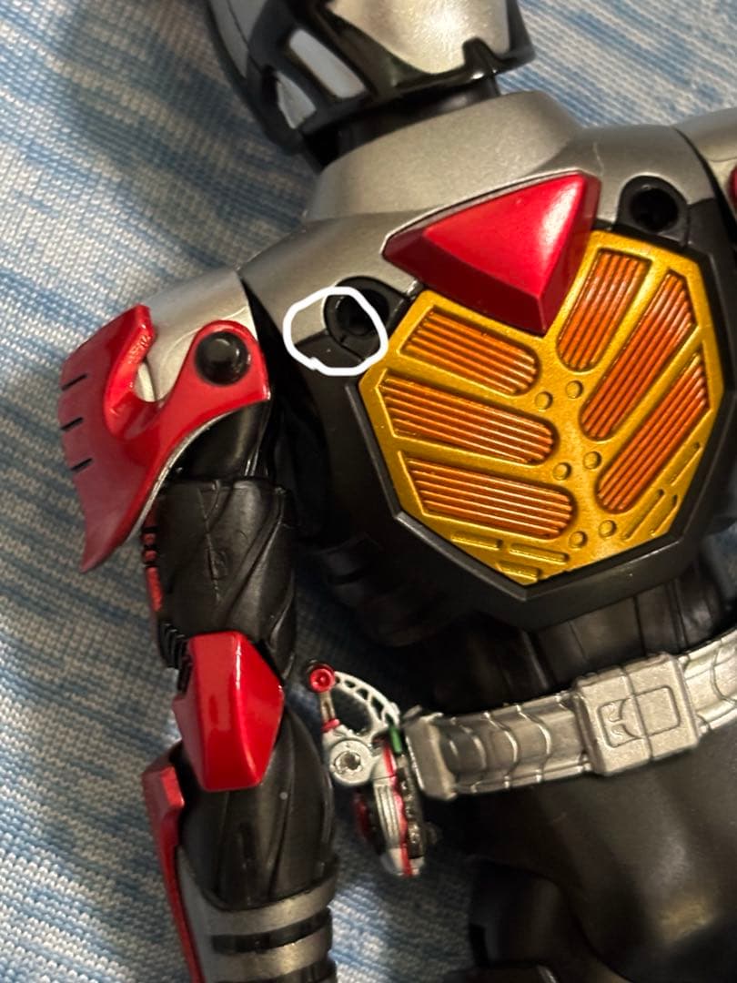 真骨頂　真骨彫　仮面ライダーハイパーカブト　S.H.Figuarts